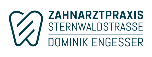 Logo mit stilisiertem Zahn und Text "Zahnarztpraxis Sternwaldstrasse Dominik Engesser".